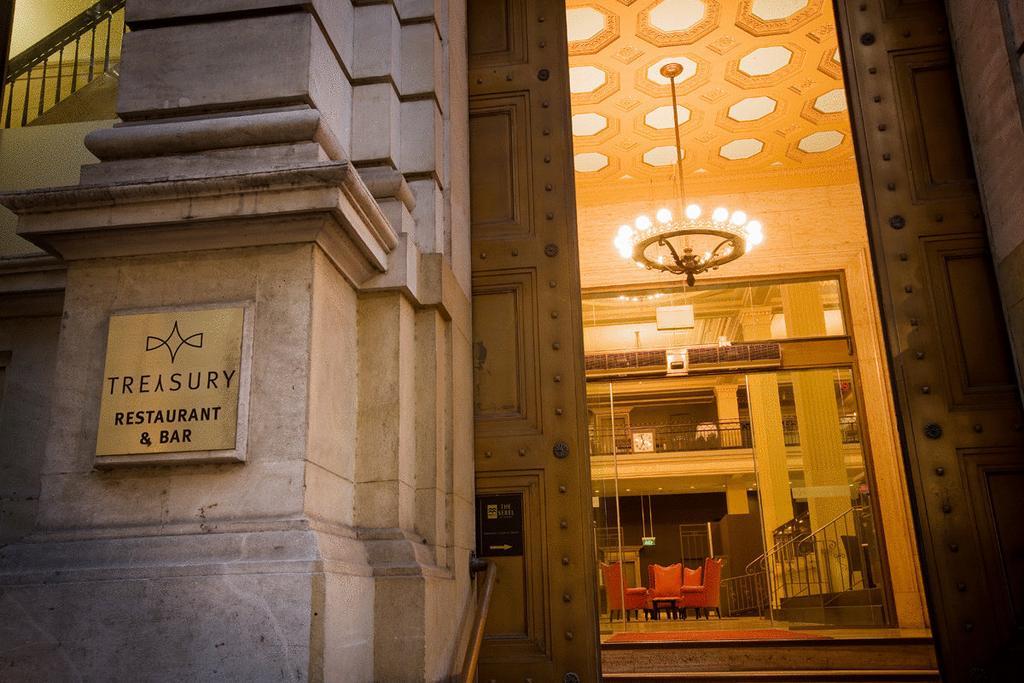 Treasury On Collins Hotel Melbourne Exterior foto